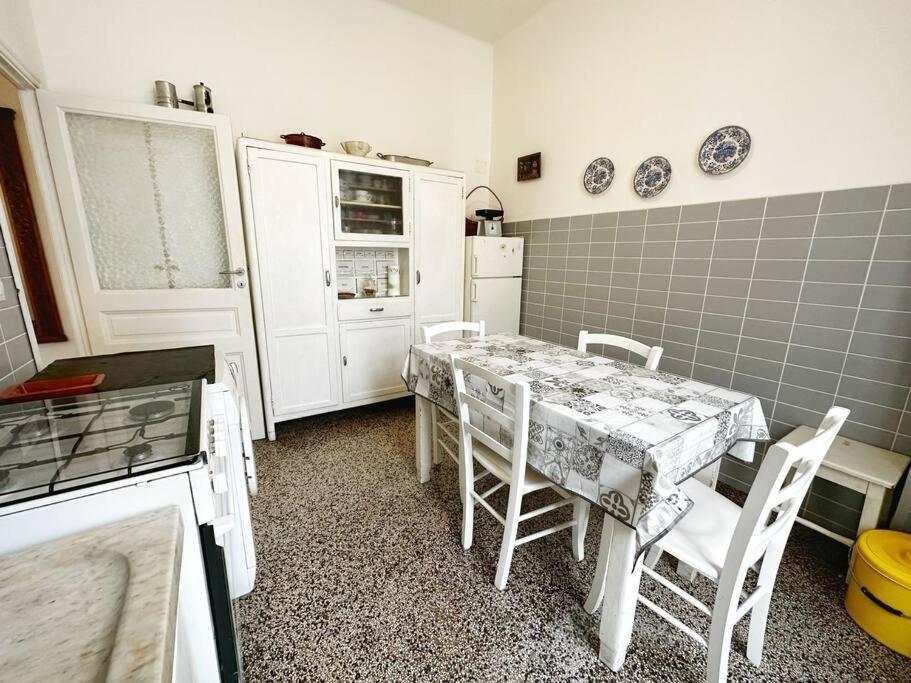 Suite Massa 57 - Санремо Экстерьер фото